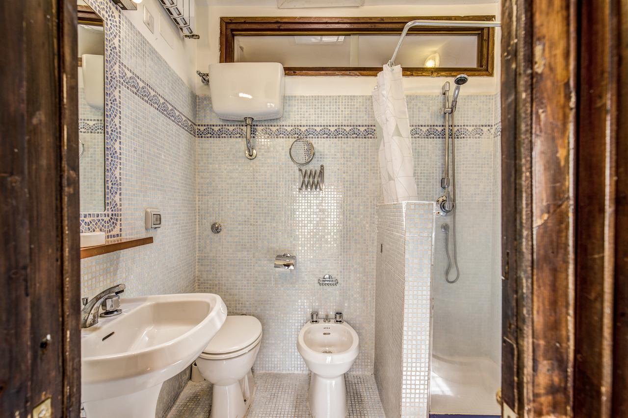 Homehouse Garofano - Rione Monti - Colosseum Ρώμη Εξωτερικό φωτογραφία