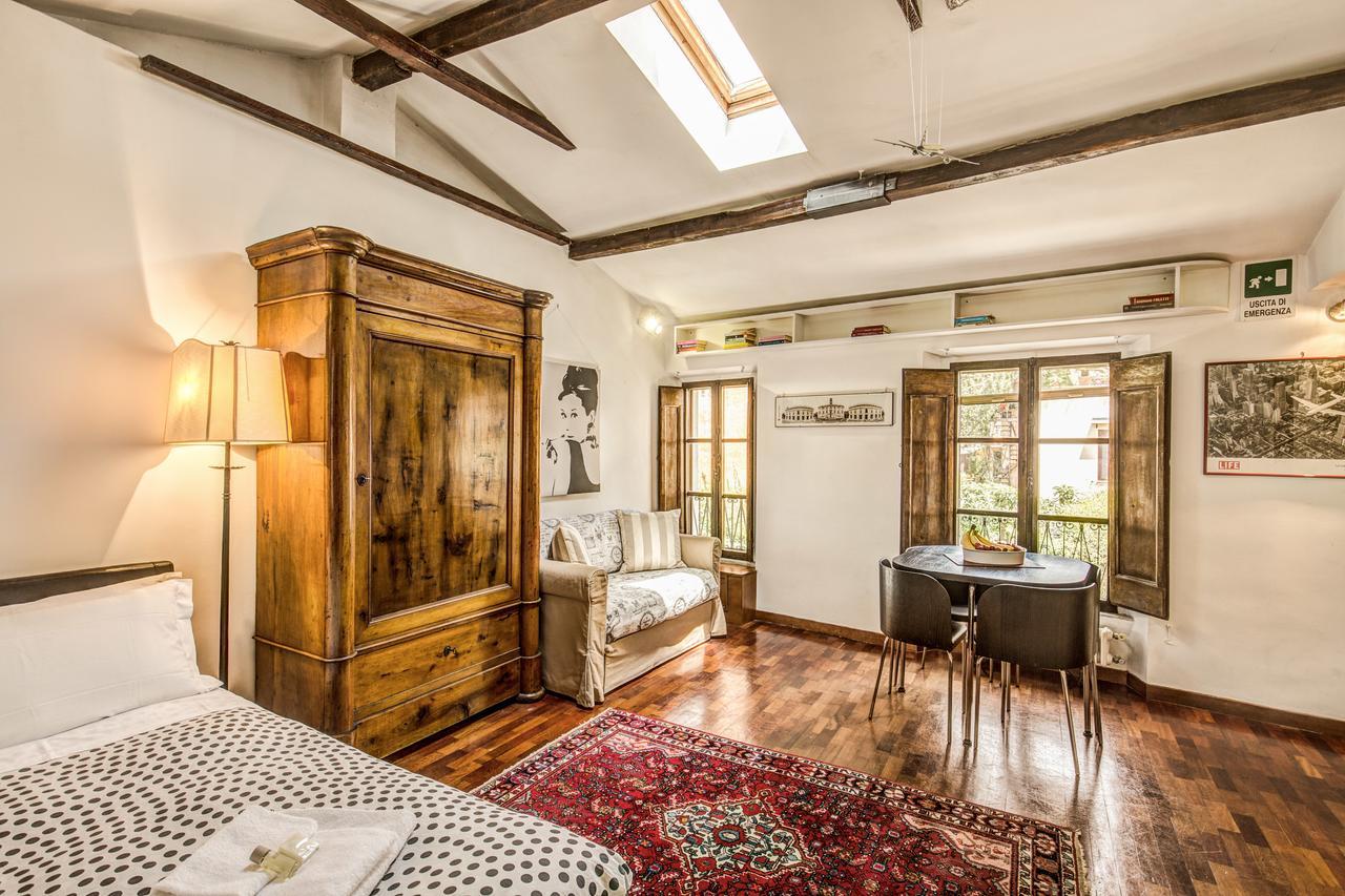 Homehouse Garofano - Rione Monti - Colosseum Ρώμη Εξωτερικό φωτογραφία