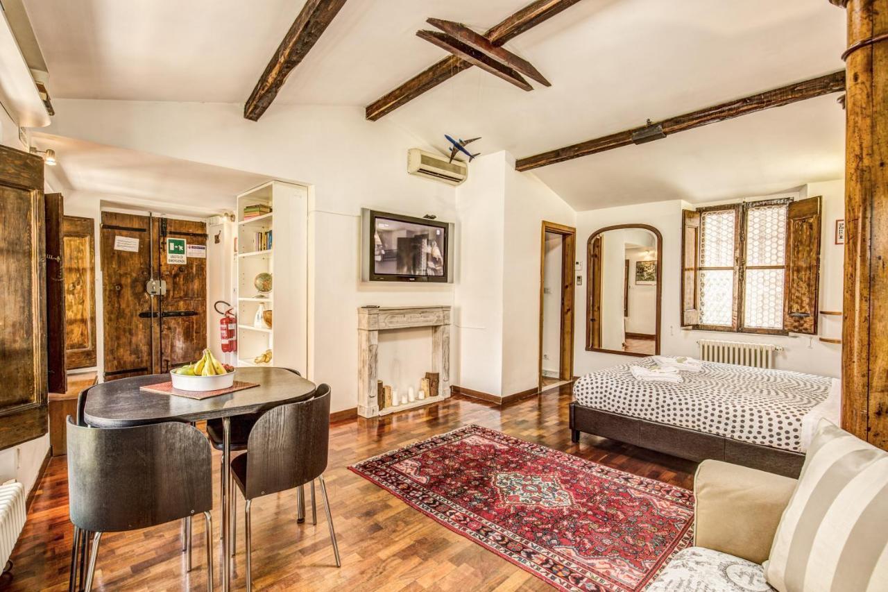 Homehouse Garofano - Rione Monti - Colosseum Ρώμη Εξωτερικό φωτογραφία
